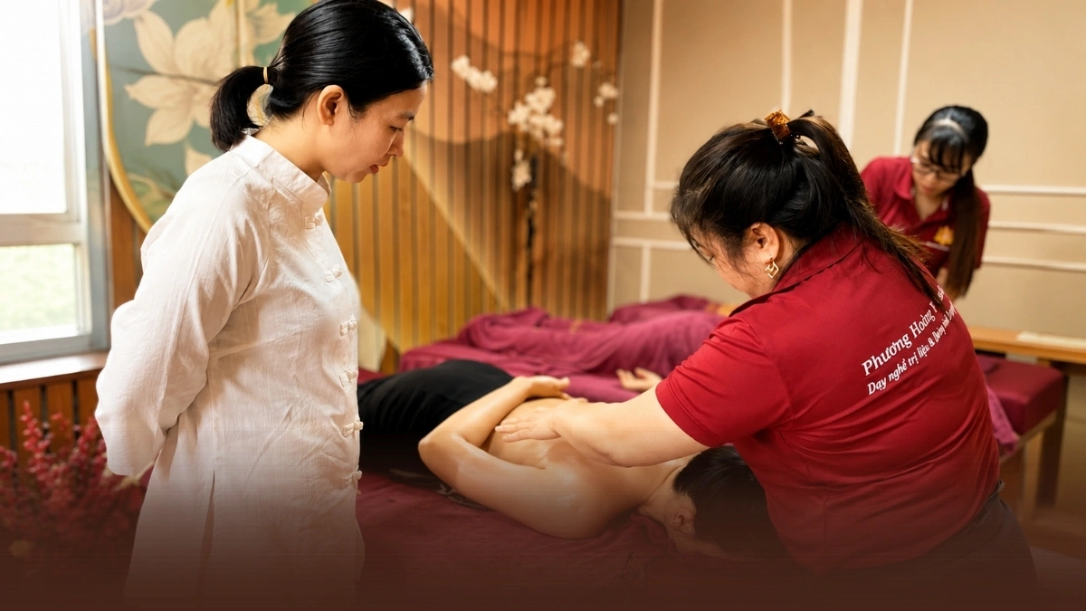Chi Phí Học Massage Trị Liệu - Bảng Giá Chi Tiết 2026
