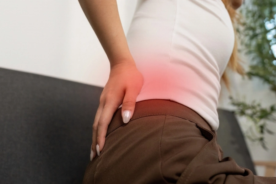 Tìm hiểu các yếu tố gây đau lưng dưới
