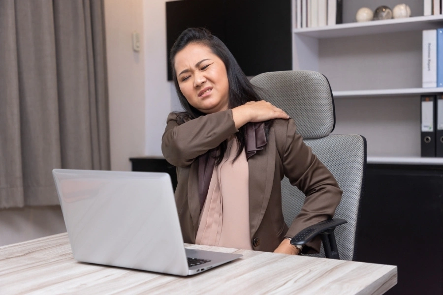 Tìm hiểu nguyên nhân chữa đau cổ vai gáy hiệu quả