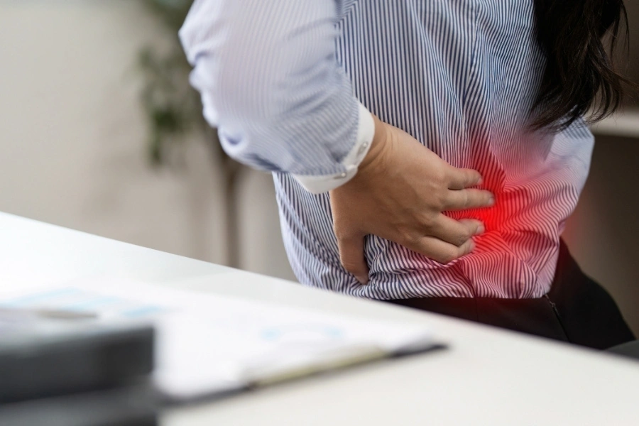 Tìm hiểu nguyên nhân đau thắt lưng ảnh hưởng sức khỏe