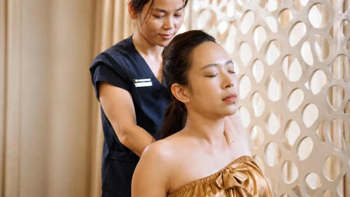 Trị Liệu Đau Vai Gáy - Bí Quyết Phục Hồi Nhanh Và An Toàn